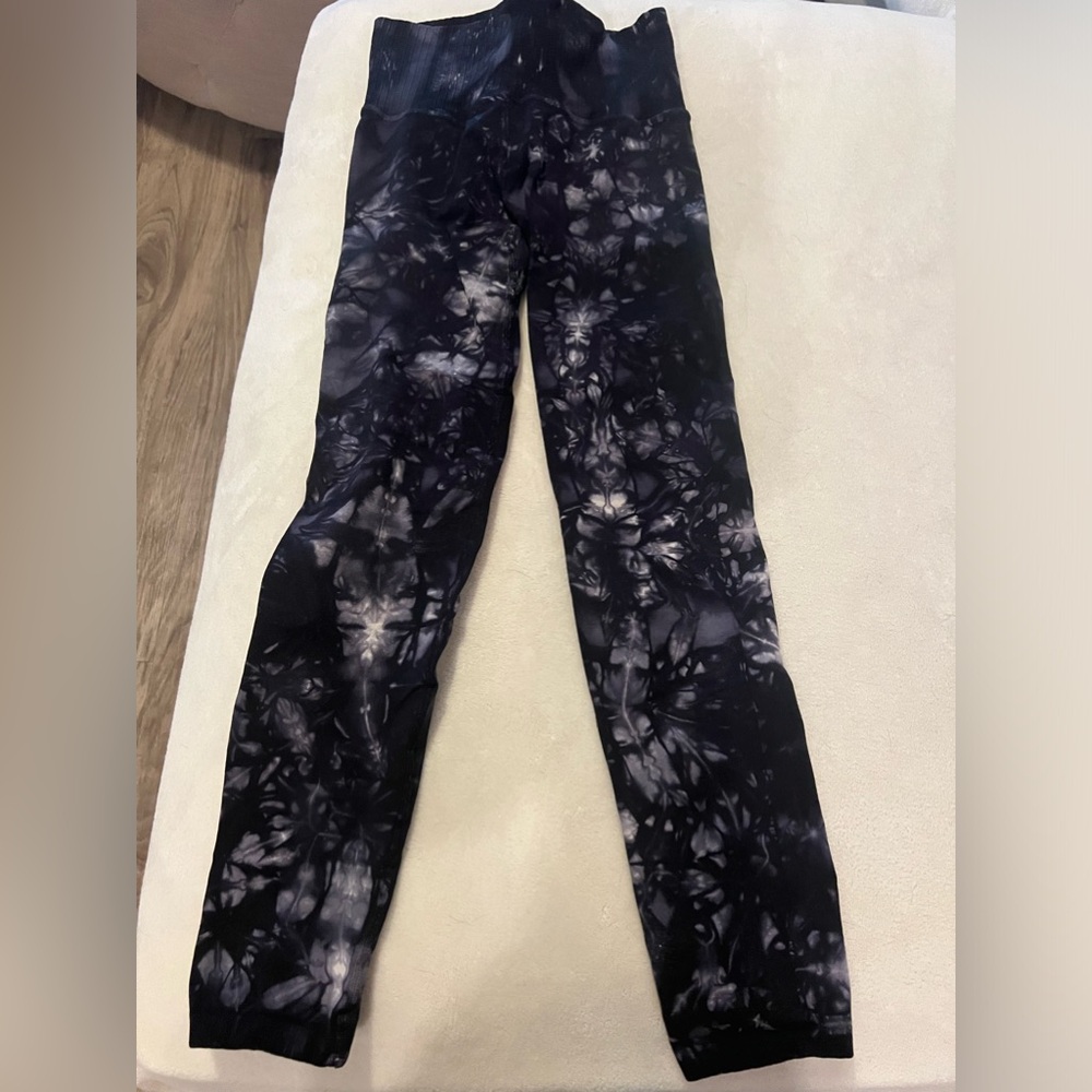 Free people movement Black tye dye leggings  size small